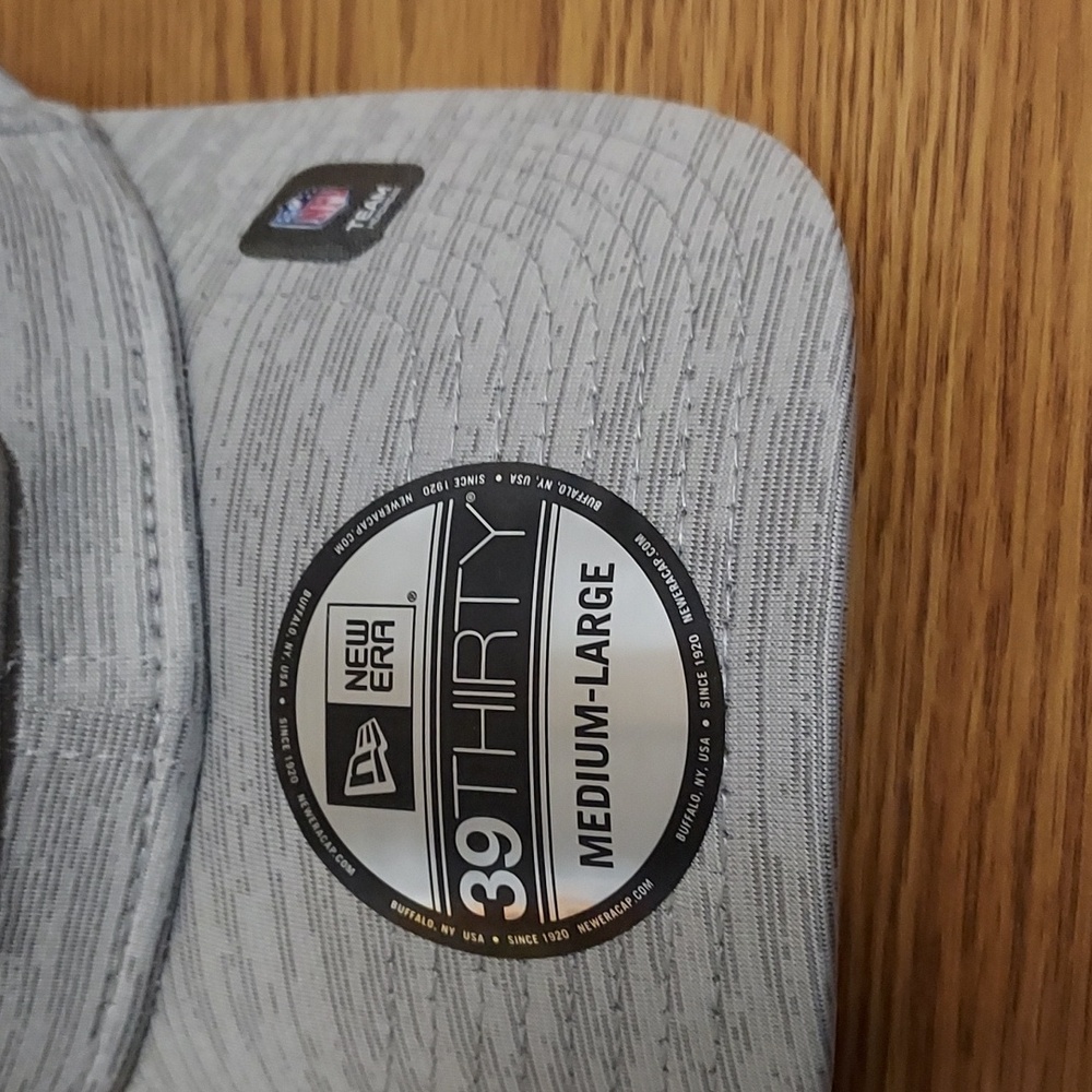 New Era 39Thirty NY Giants Hat - Picture 2 of 11